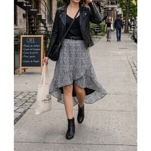 La Monte Black & White Graphic Swirl Print Midi Skirt EUC